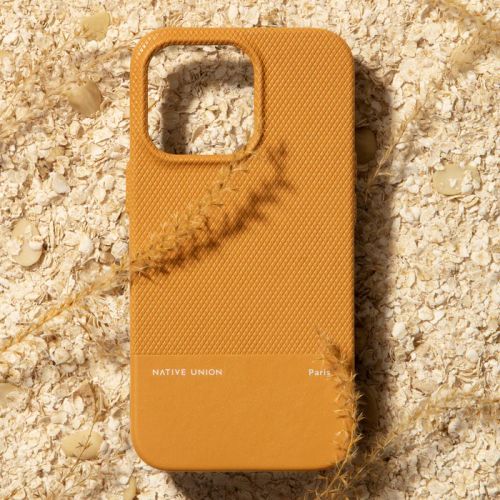 Native Union (Re)Classic case iPhone 15 Pro Kraft Orange